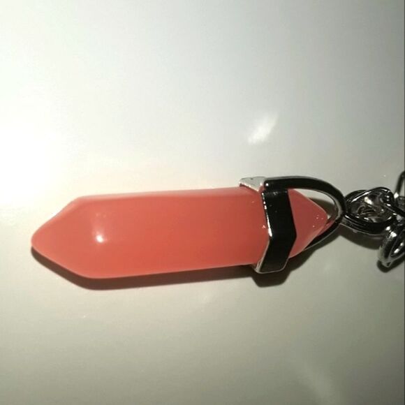 Hand crafted glow in the dark pendant - Picture 4 of 7